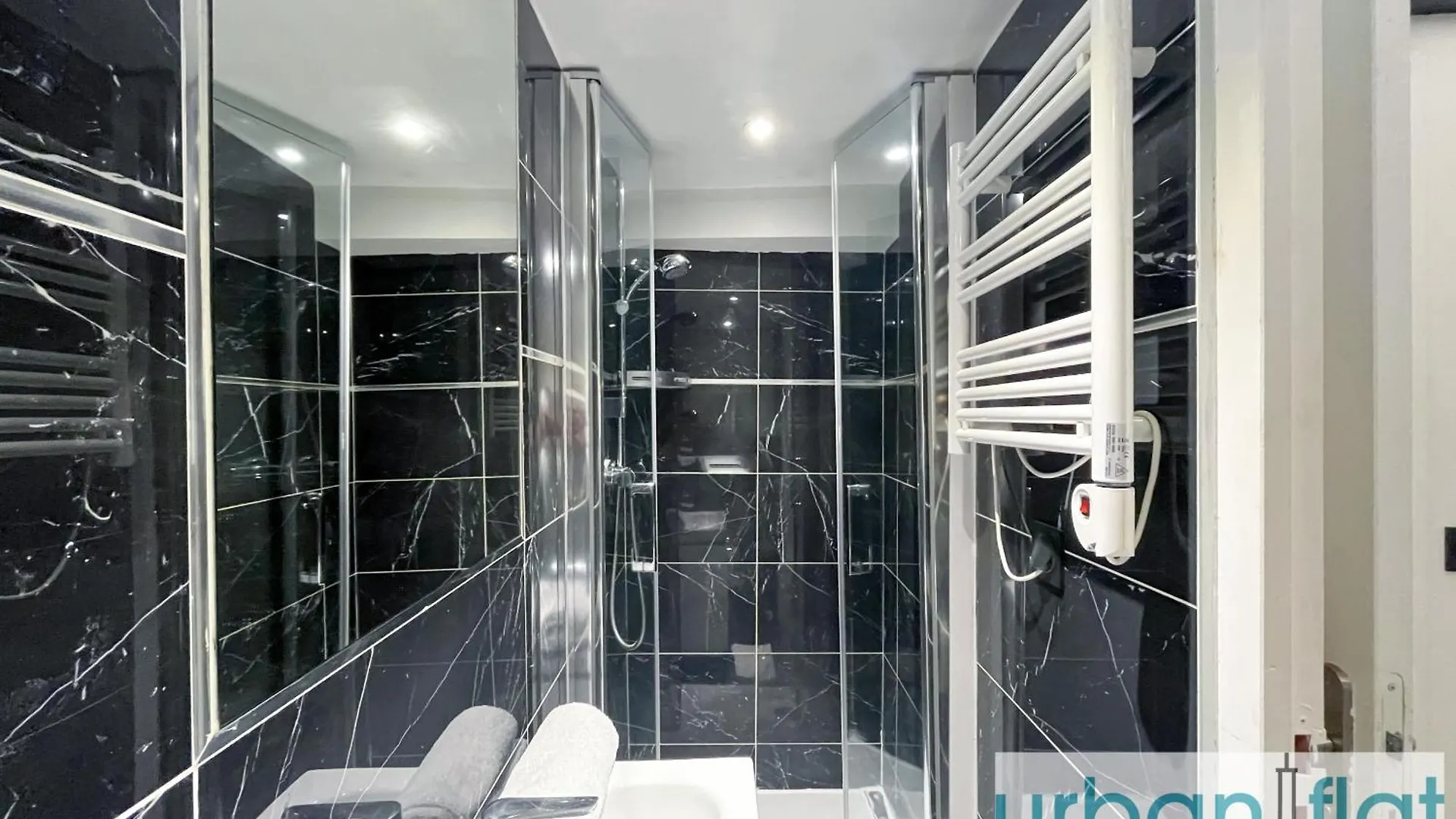 Apartment Urban Flat 120 - Charming 3 Bedroom Flat In Le Marais